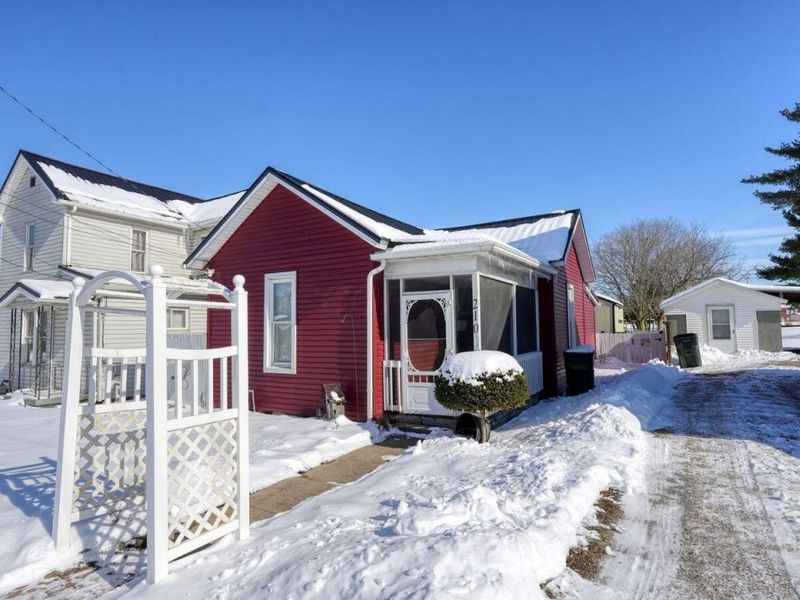 210 S 4th Street , Byesville, OH 43723 Photo 2