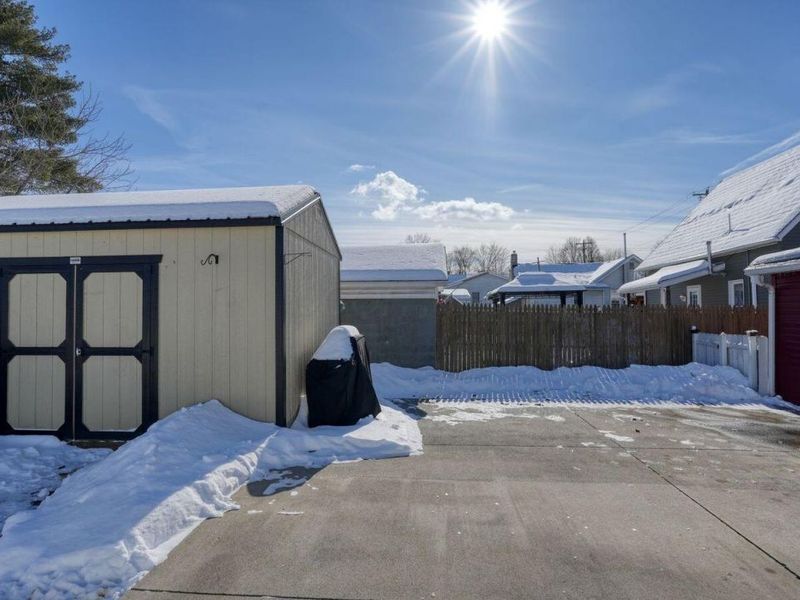 210 S 4th Street , Byesville, OH 43723 Photo 6