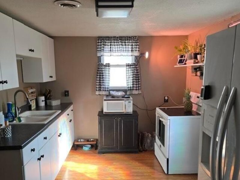 210 S 4th Street, Byesville, OH 43723 Photo 6