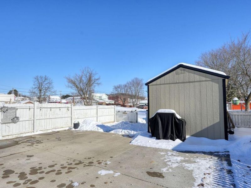 210 S 4th Street , Byesville, OH 43723 Photo 7