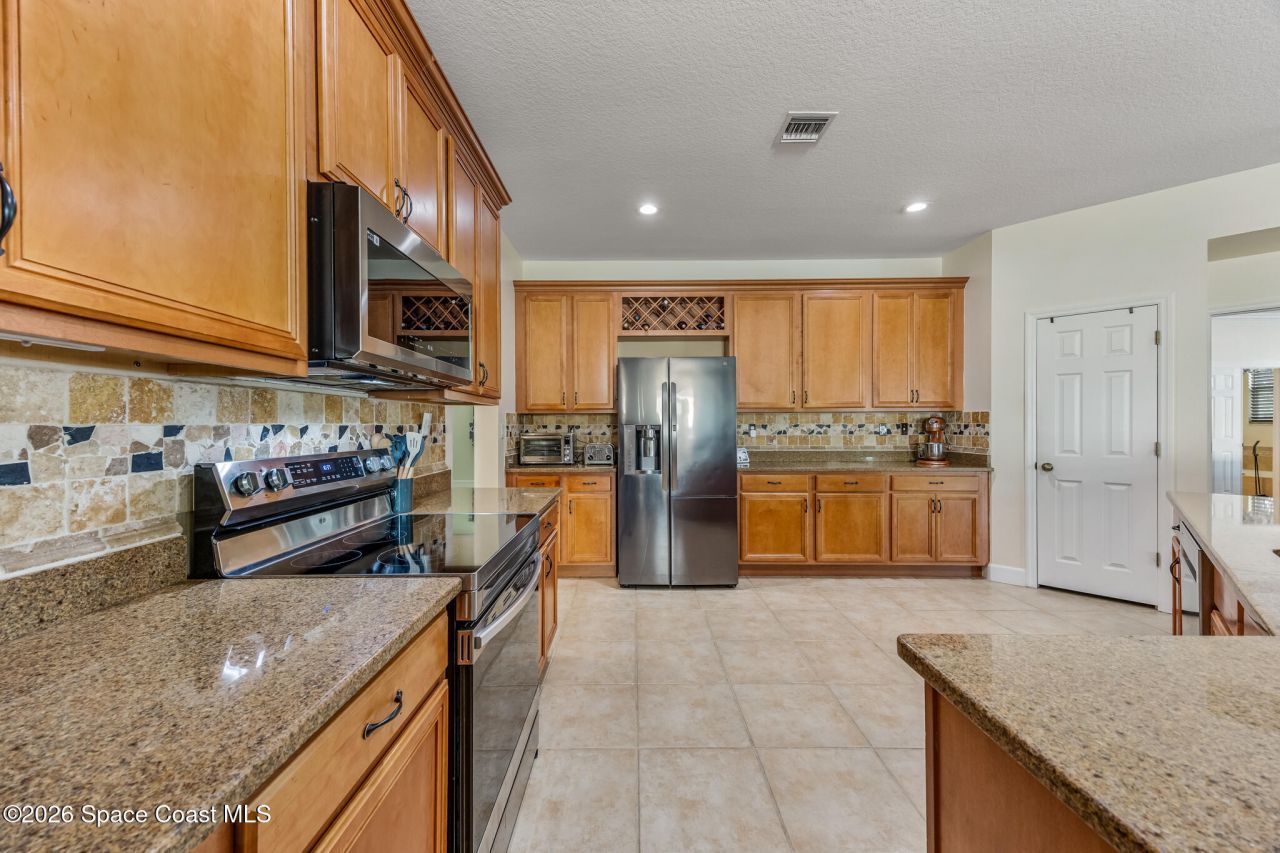 102 Salazar Lane, Sebastian, FL 32958 Photo