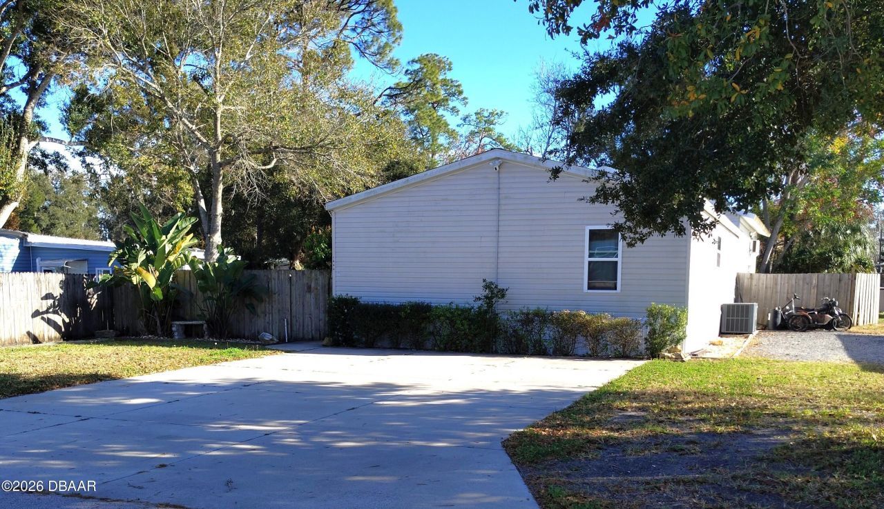 1079 Green Acres Circle, Unit N, South Daytona, FL 32119 Main Photo