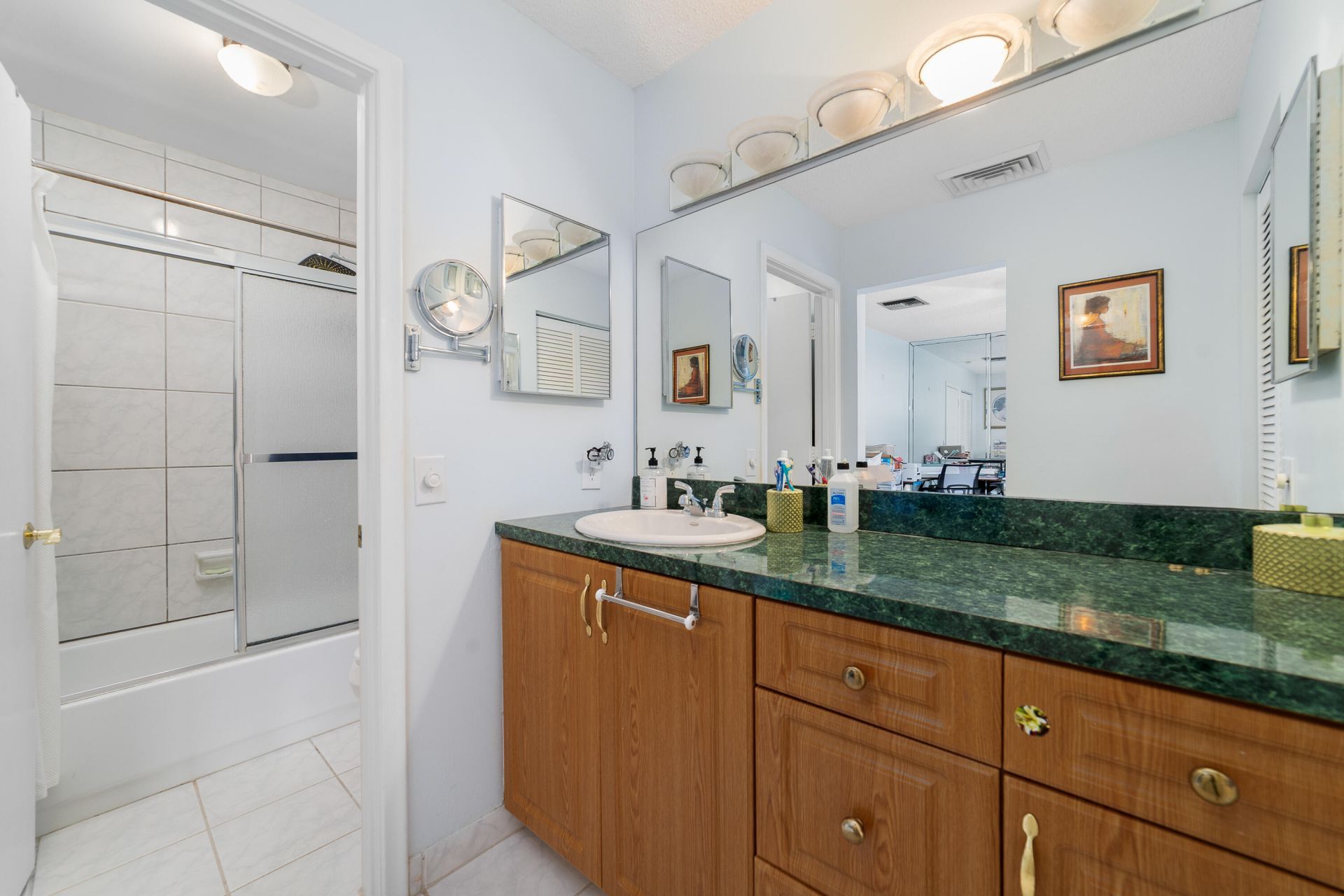 21160 N Juego Circle, Unit 13c, Boca Raton, FL 33433 Photo