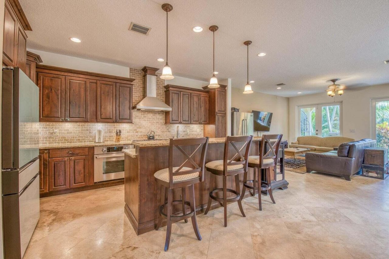 218 N Palmway, Lake Worth Beach, FL 33460 Photo