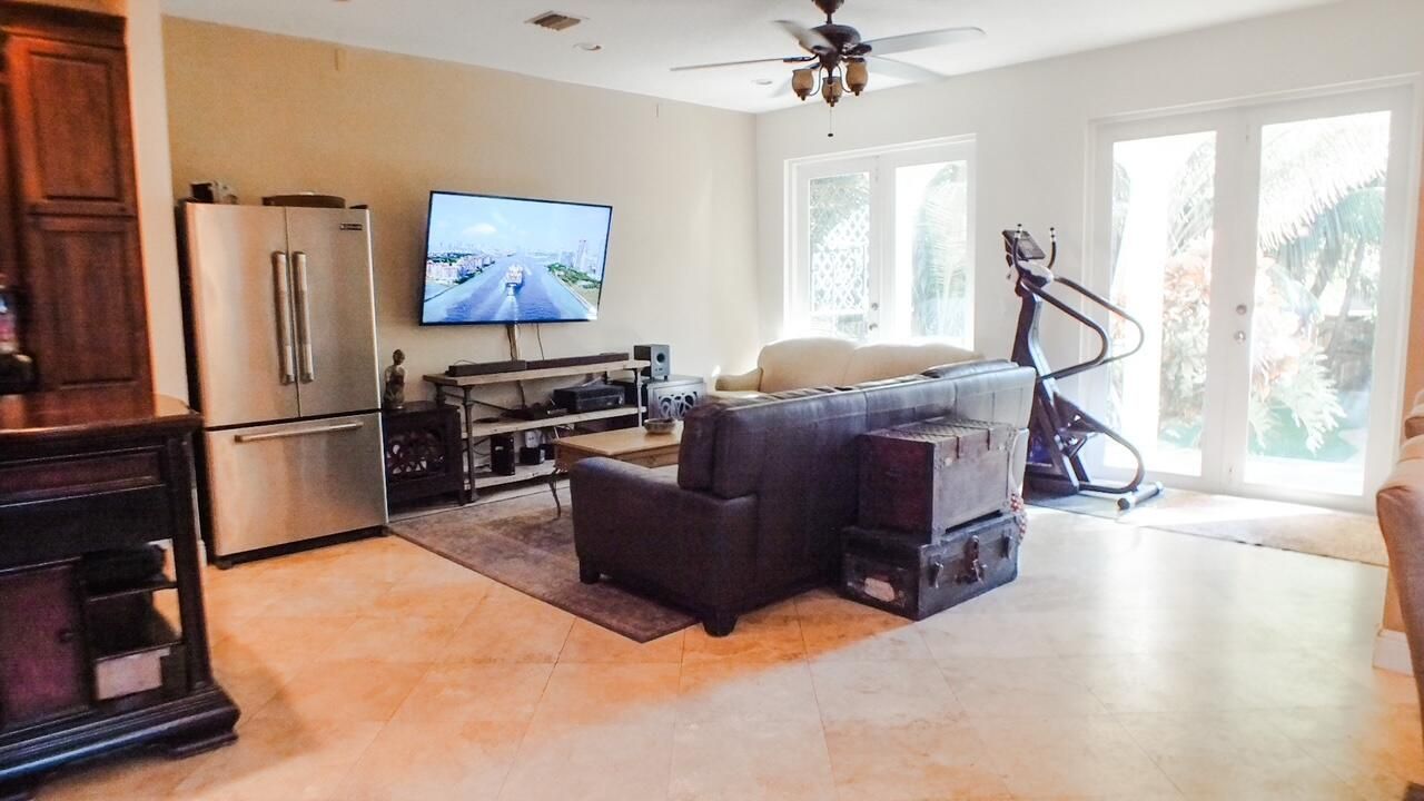 218 N Palmway, Lake Worth Beach, FL 33460 Photo