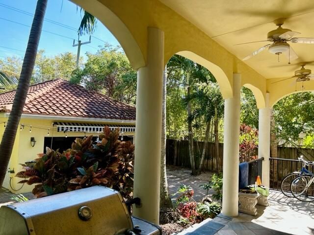 218 N Palmway, Lake Worth Beach, FL 33460 Photo