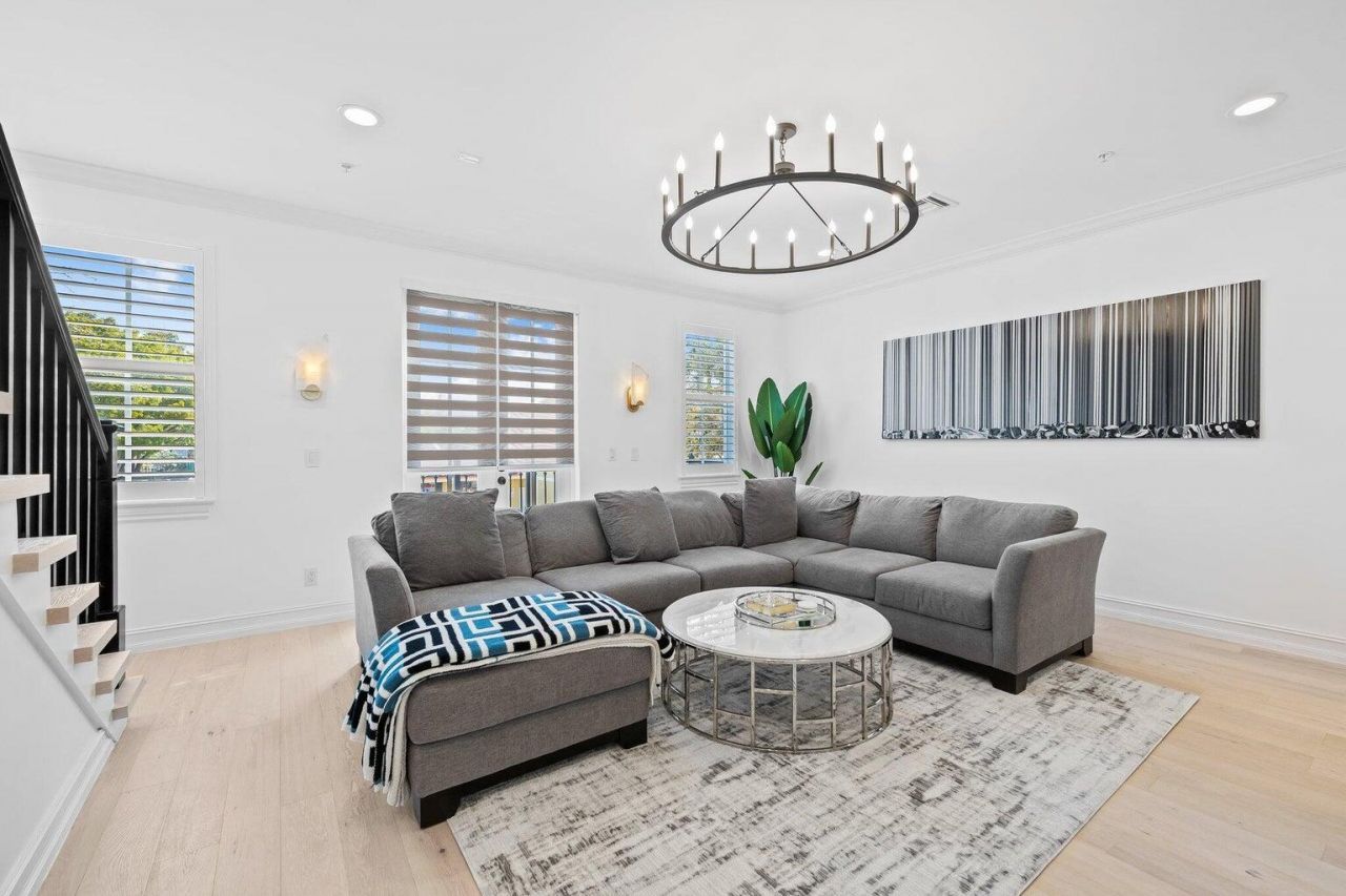 373 E Cannery Row Circle, Delray Beach, FL 33444 Photo