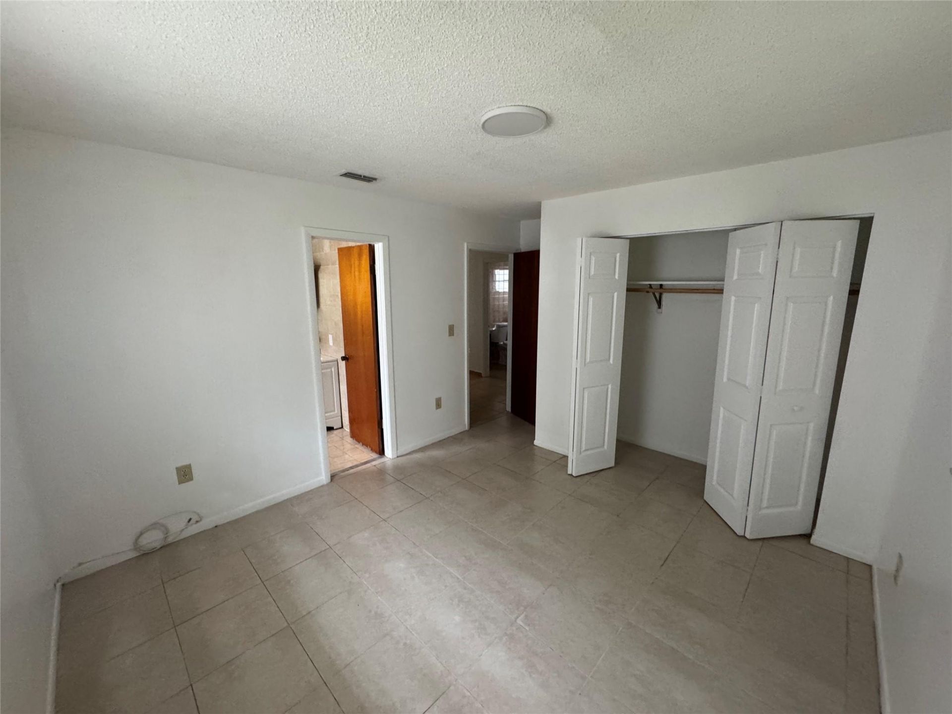 2842 SW 36th Court, Miami, FL 33133 Photo