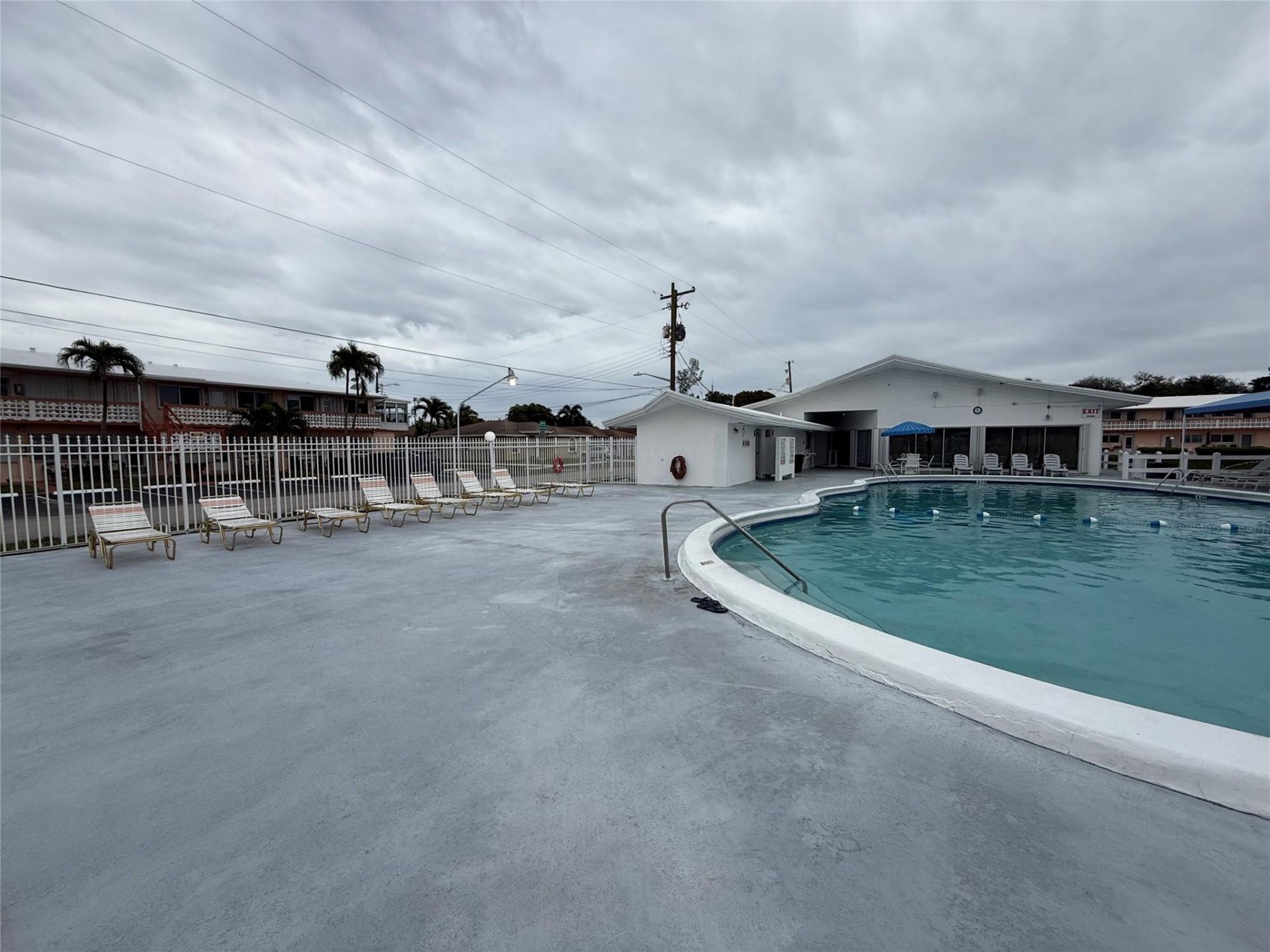 1000 SW 10th Avenue, Unit 9, Hallandale Beach, FL 33009 Photo