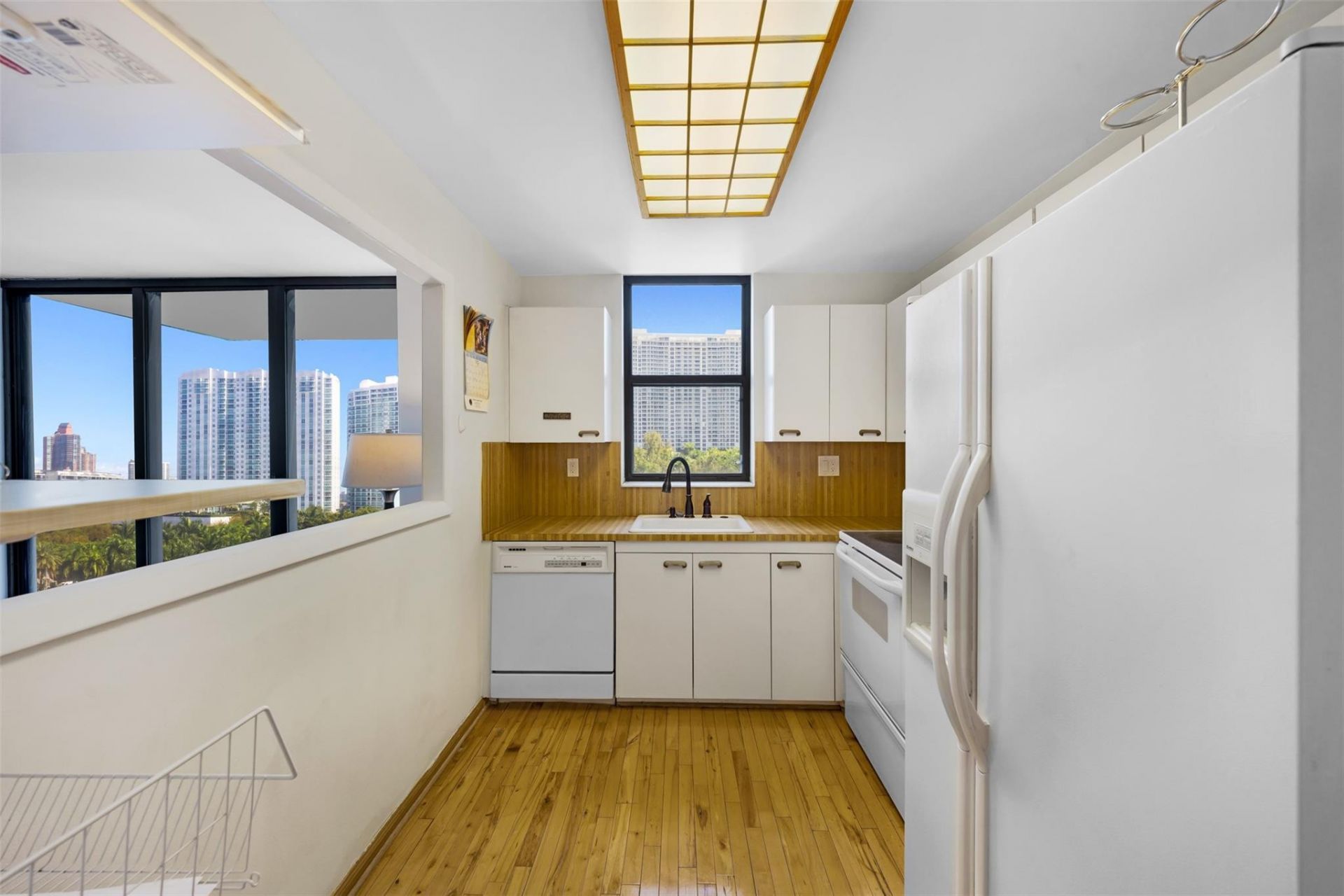 18181 NE 31st Court, Unit 804, Aventura, FL 33160 Photo