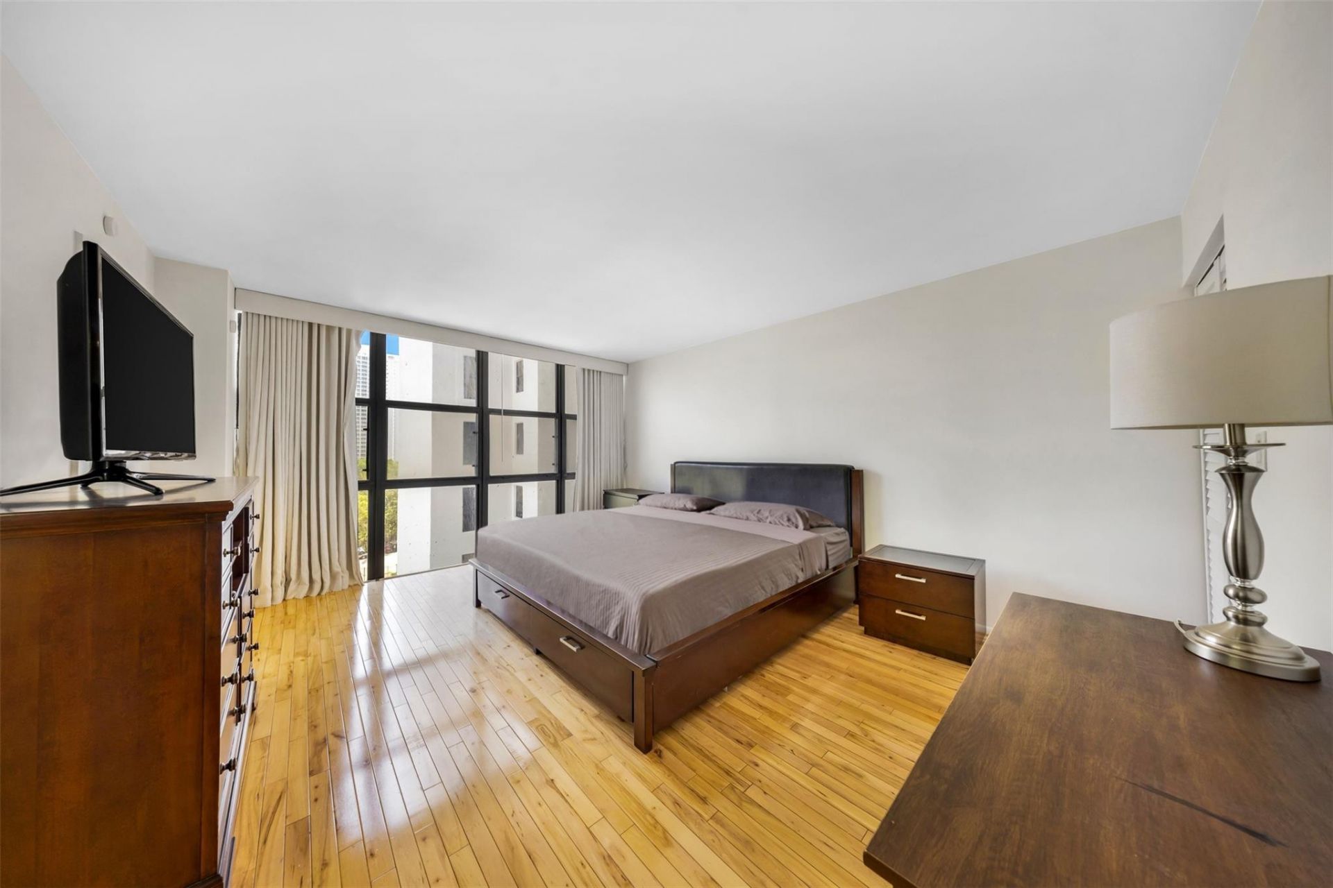 18181 NE 31st Court, Unit 804, Aventura, FL 33160 Photo