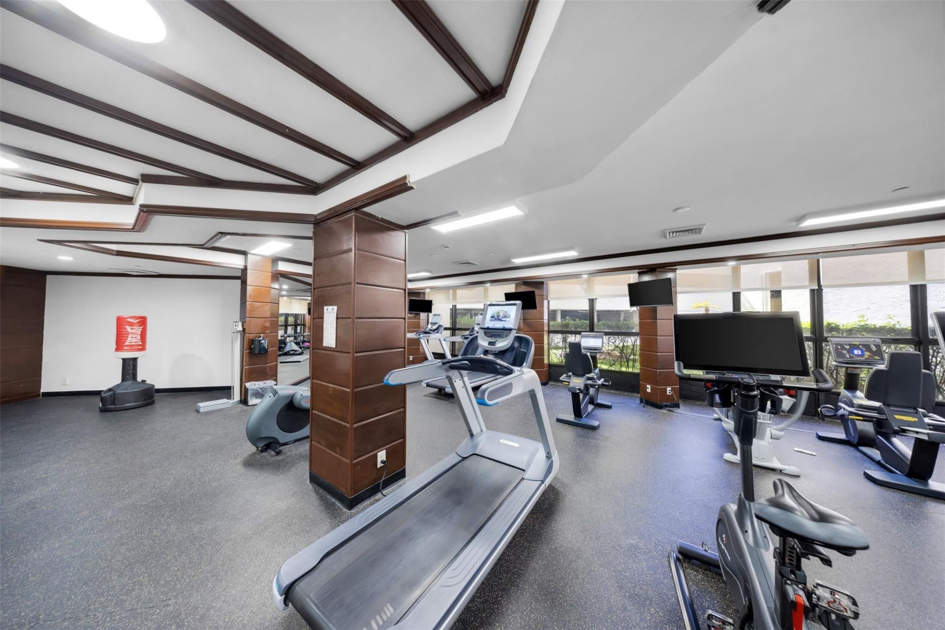 18181 NE 31st Court, Unit 804, Aventura, FL 33160 Photo