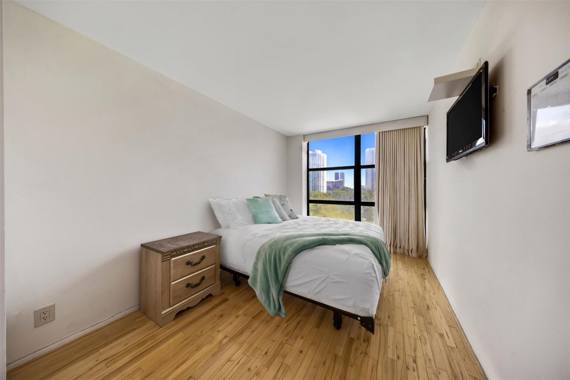 18181 NE 31st Court, Unit 804, Aventura, FL 33160 Photo