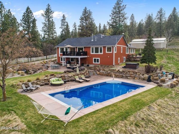 710 S Idaho Rd , Liberty Lake, WA 99019