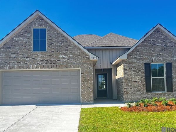 2220 Sherri's Way, Port Allen, LA 70767