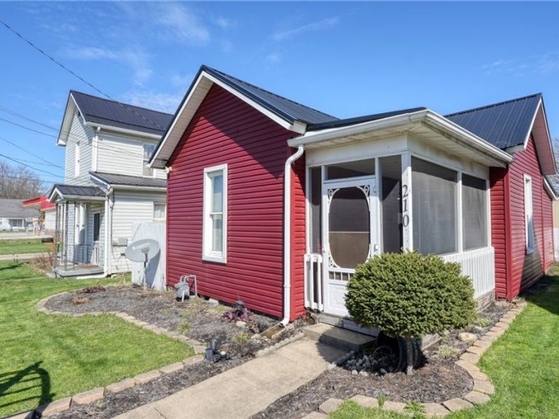 210 S 4th Street, Byesville, OH 43723 Photo 3