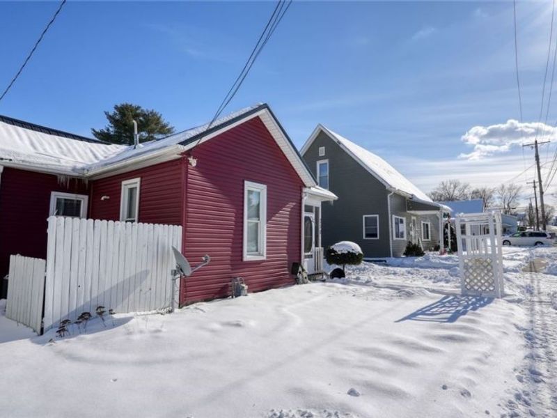 210 S 4th Street, Byesville, OH 43723 Photo 3