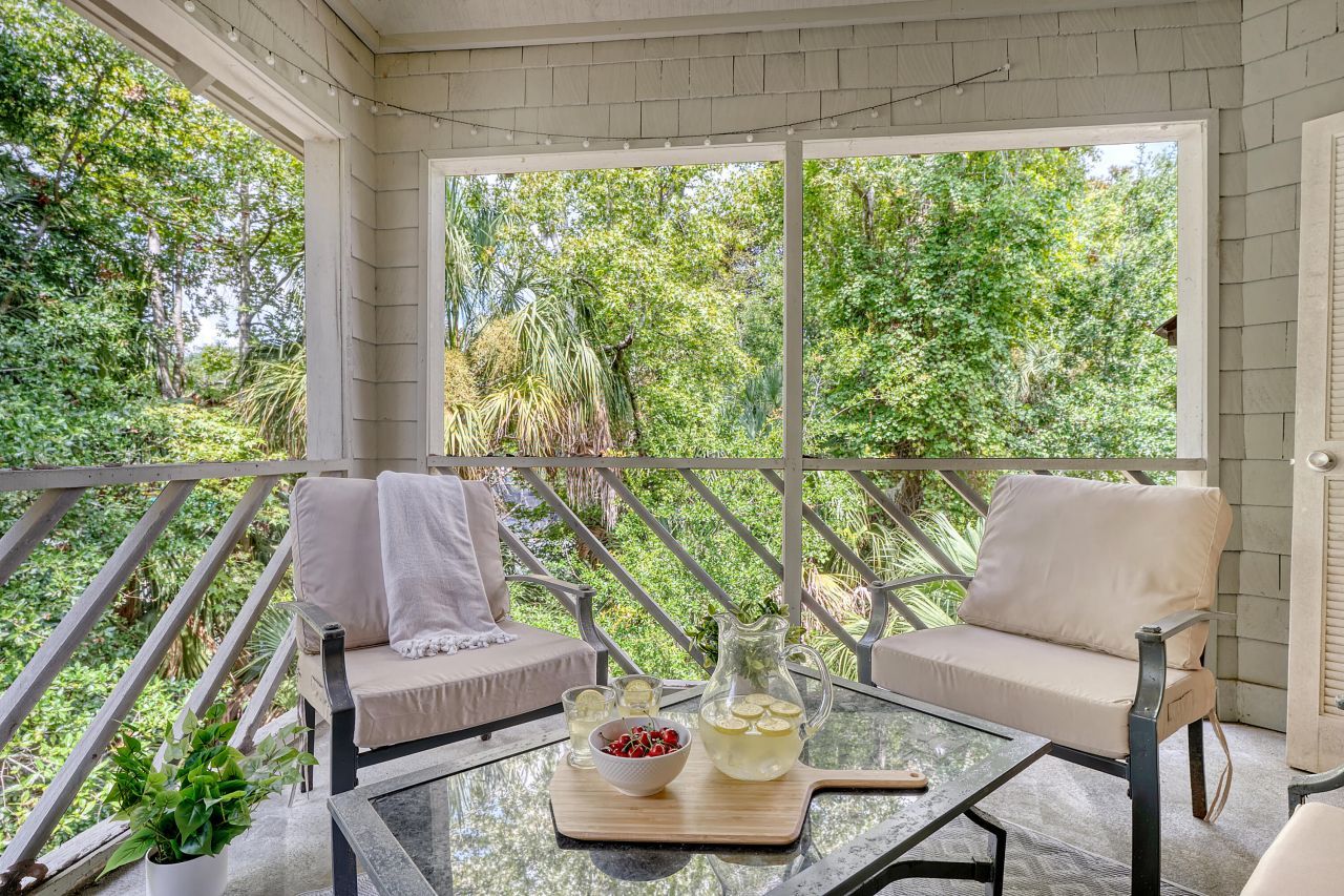 4770 Tennis Club Lane Photo 11