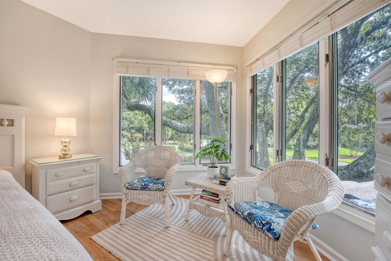 4770 Tennis Club Lane Photo 17