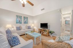 4770 Tennis Club Lane photo 4