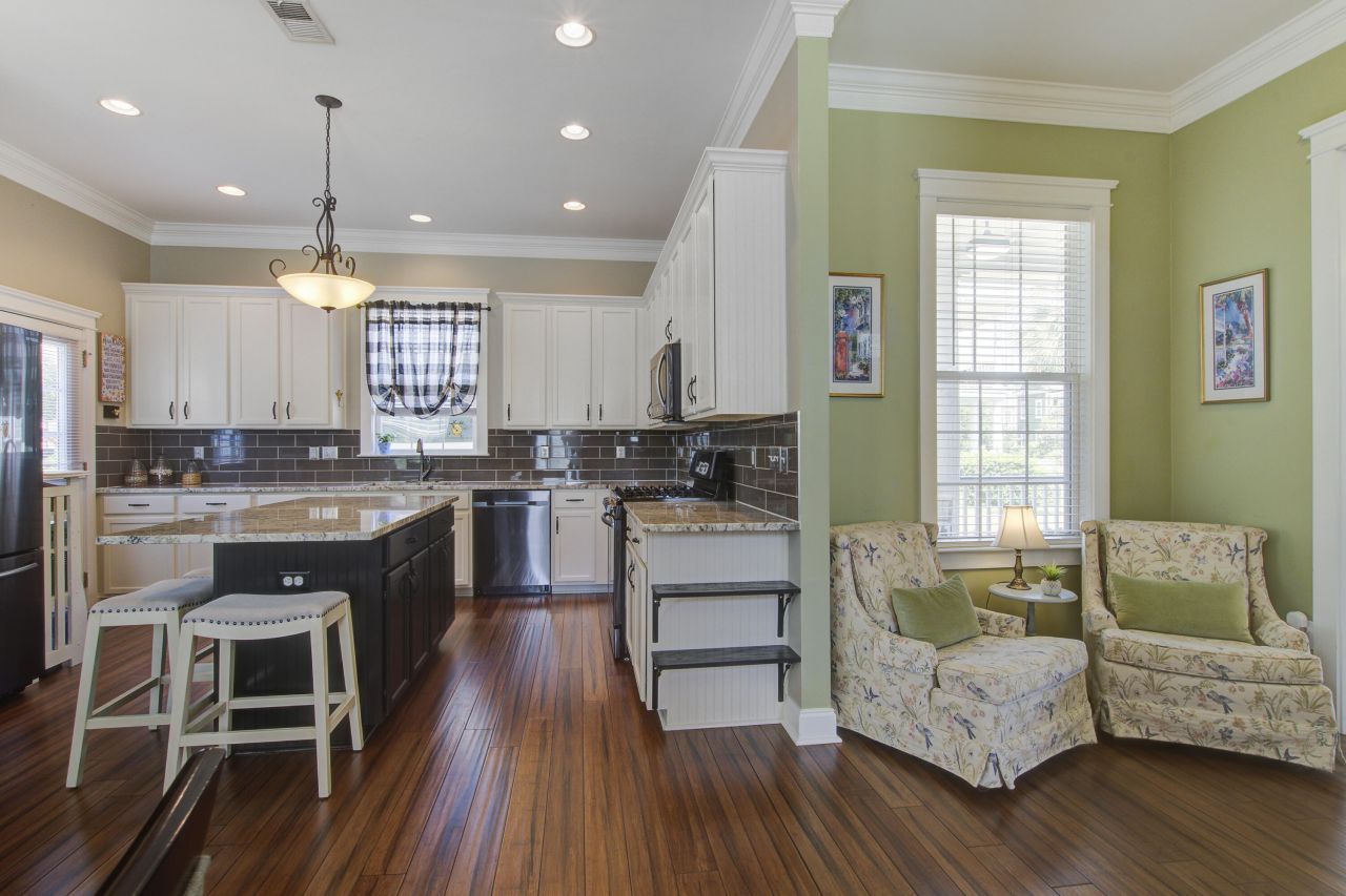 136 Heart Pine Circle Photo 12