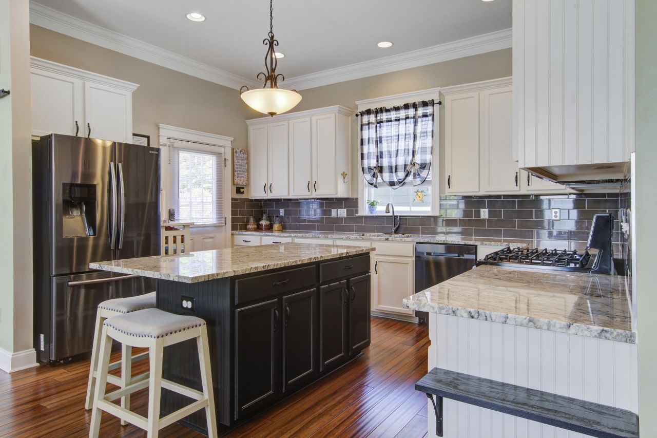 136 Heart Pine Circle Photo 13