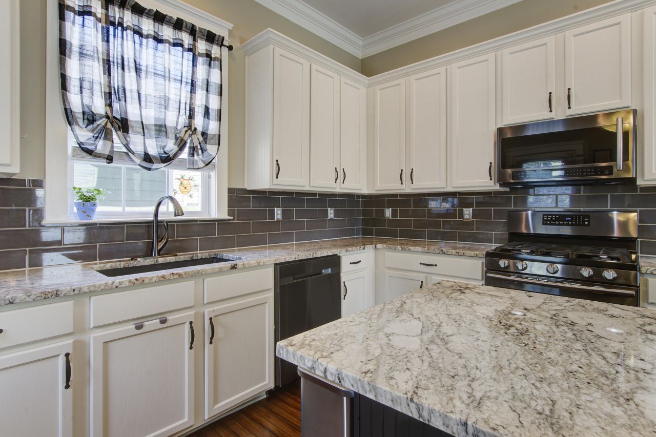 136 Heart Pine Circle Photo 15