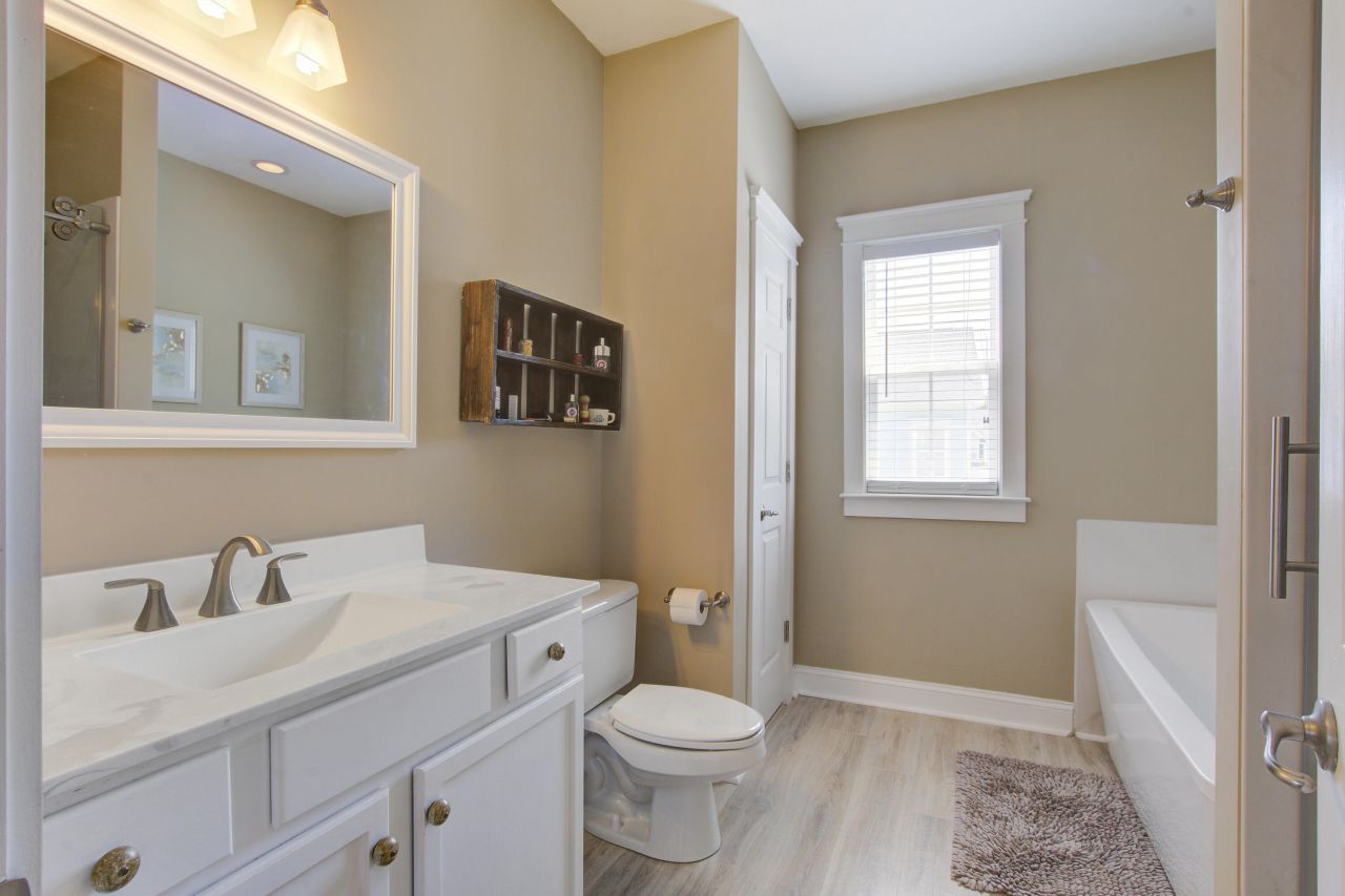 136 Heart Pine Circle Photo 25