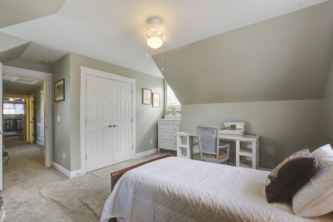 136 Heart Pine Circle Photo 40