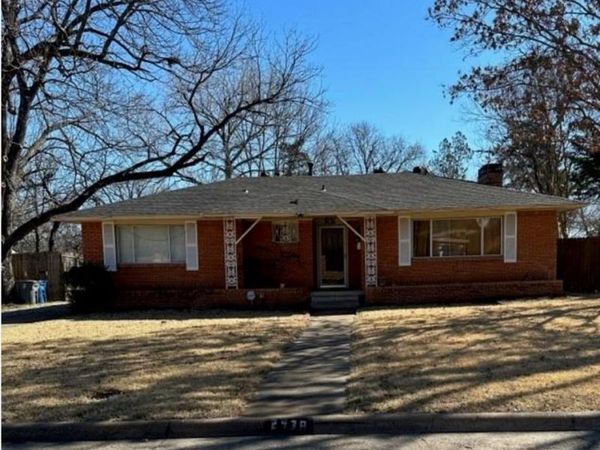 2438 Five Mile Circle, Dallas, TX 75233