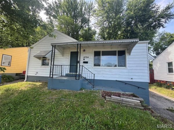 9724 Margo Ann Lane, Woodson Terrace, MO 63134