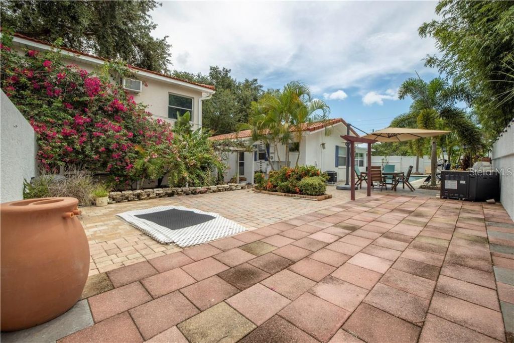 2200 2nd Street N, Saint Petersburg, FL 33704 Photo