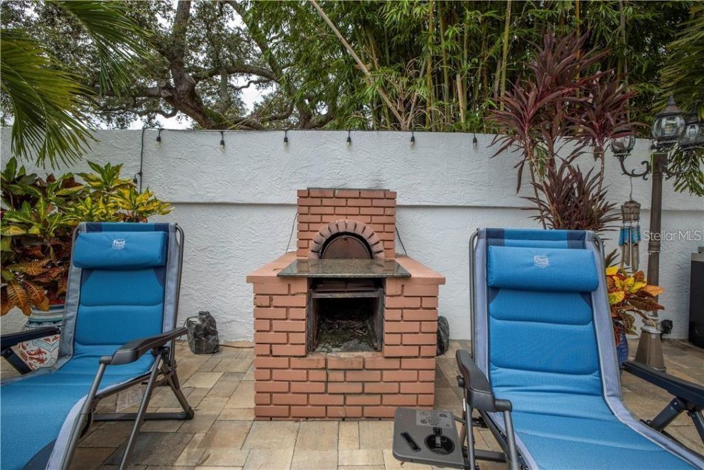 2200 2nd Street N, Saint Petersburg, FL 33704 Photo