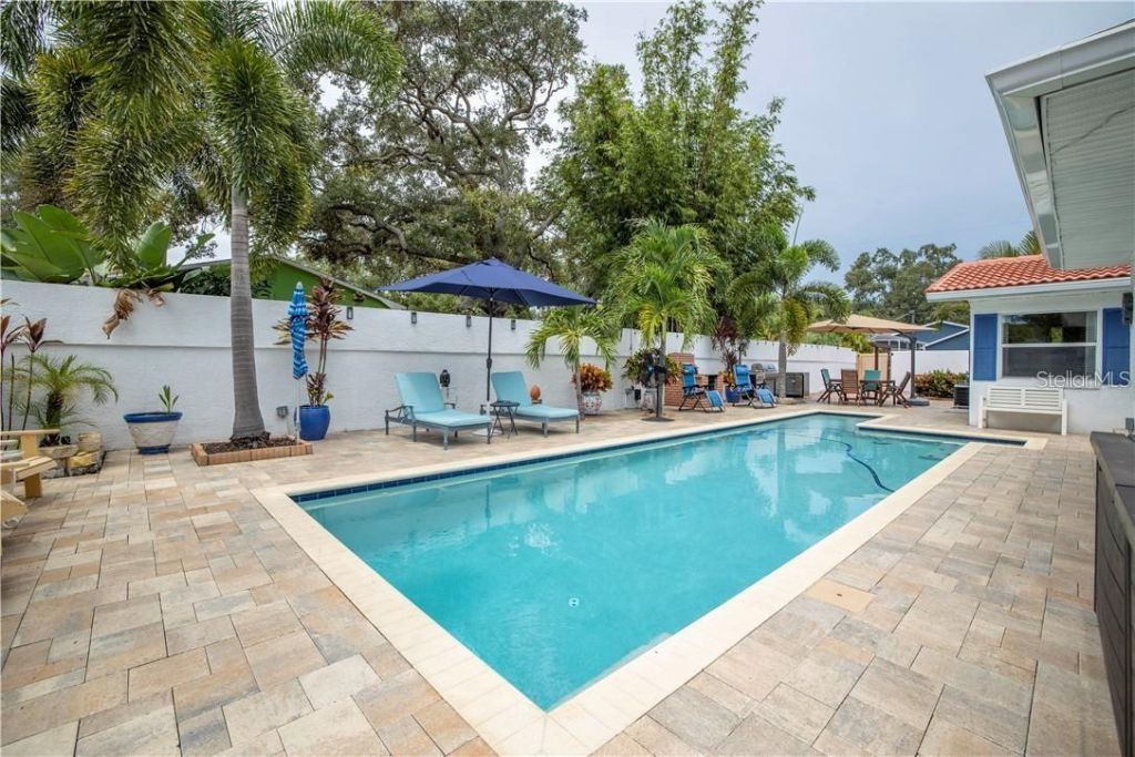 2200 2nd Street N, Saint Petersburg, FL 33704 Photo