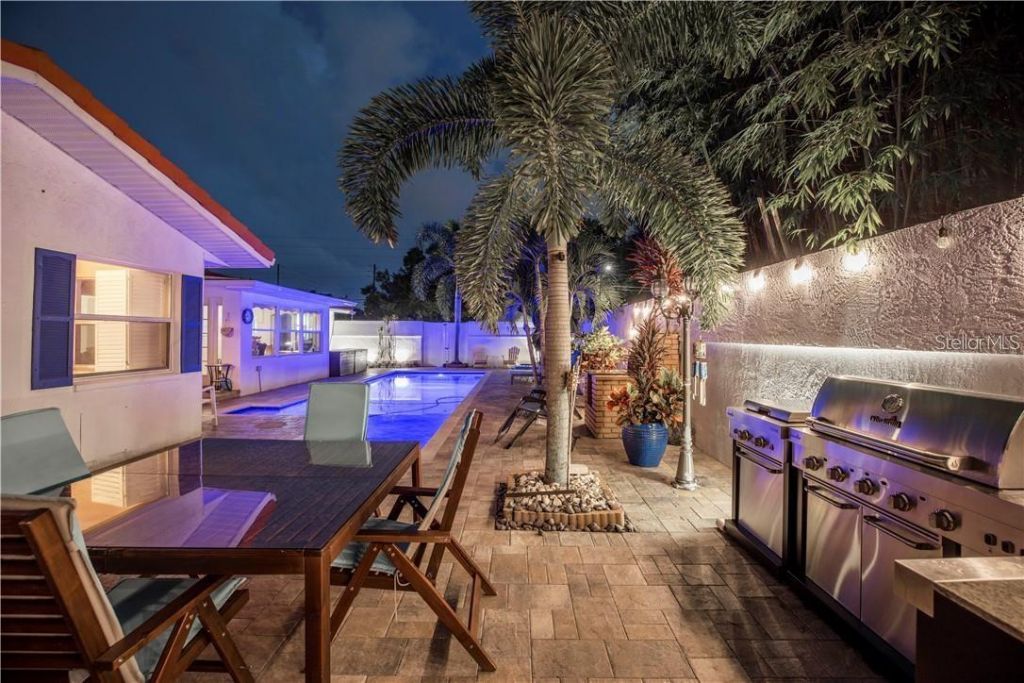 2200 2nd Street N, Saint Petersburg, FL 33704 Photo