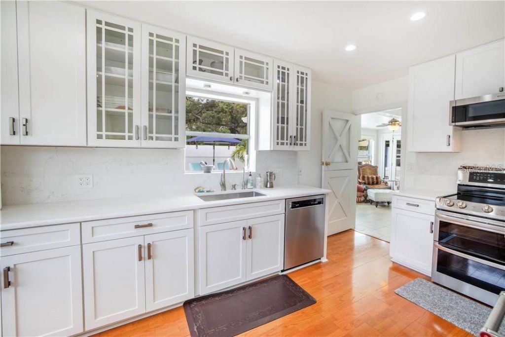 2200 2nd Street N, Saint Petersburg, FL 33704 Photo