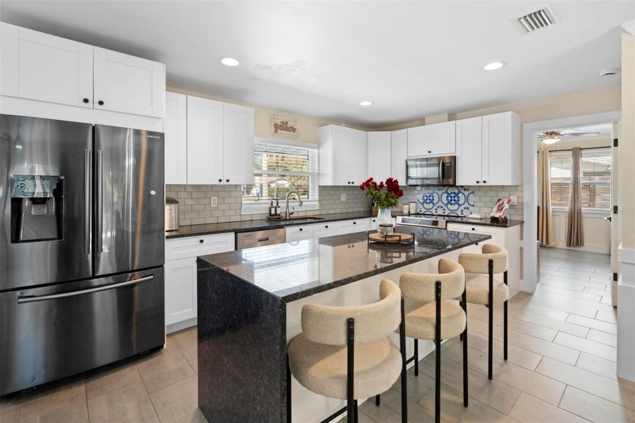 8412 Lopez Drive, Tampa, FL 33615 Photo