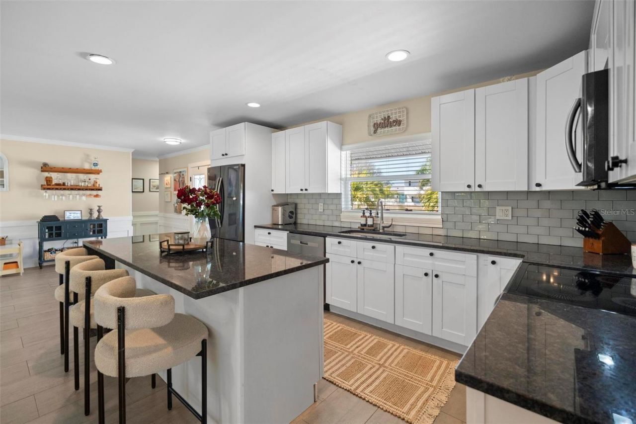 8412 Lopez Drive, Tampa, FL 33615 Photo