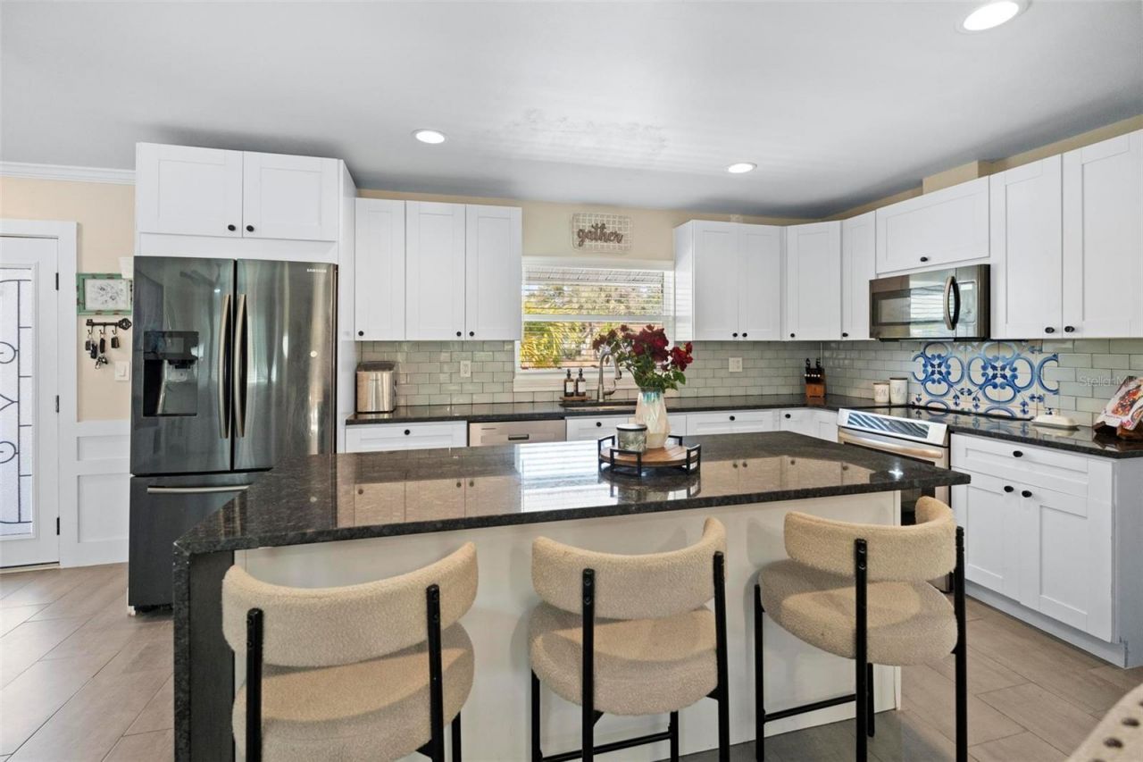 8412 Lopez Drive, Tampa, FL 33615 Photo