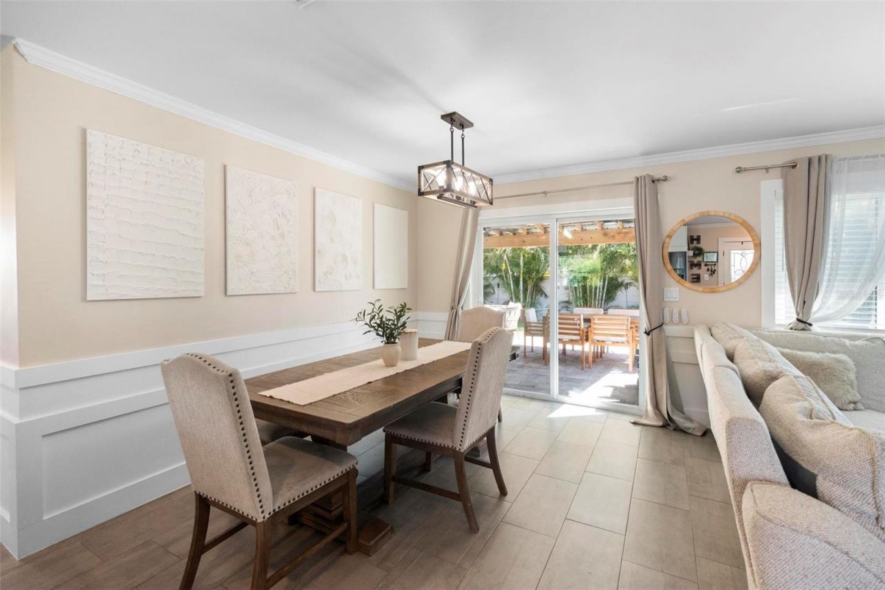 8412 Lopez Drive, Tampa, FL 33615 Photo