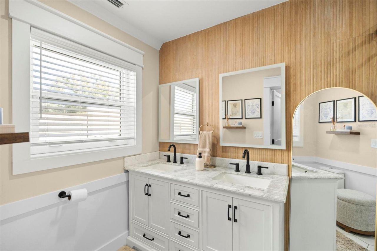 8412 Lopez Drive, Tampa, FL 33615 Photo