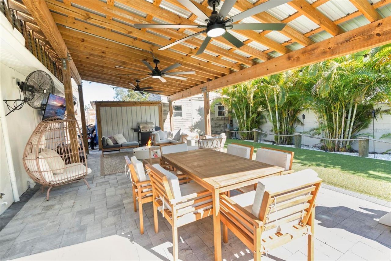 8412 Lopez Drive, Tampa, FL 33615 Photo