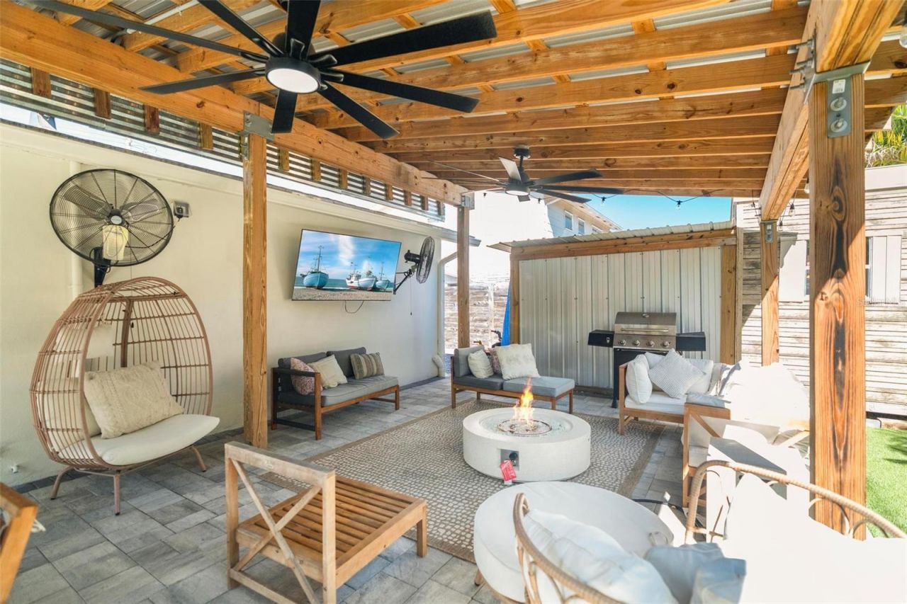 8412 Lopez Drive, Tampa, FL 33615 Photo