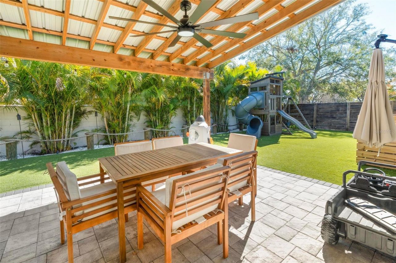 8412 Lopez Drive, Tampa, FL 33615 Photo