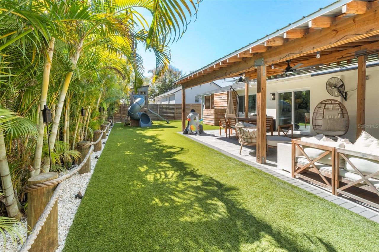 8412 Lopez Drive, Tampa, FL 33615 Photo