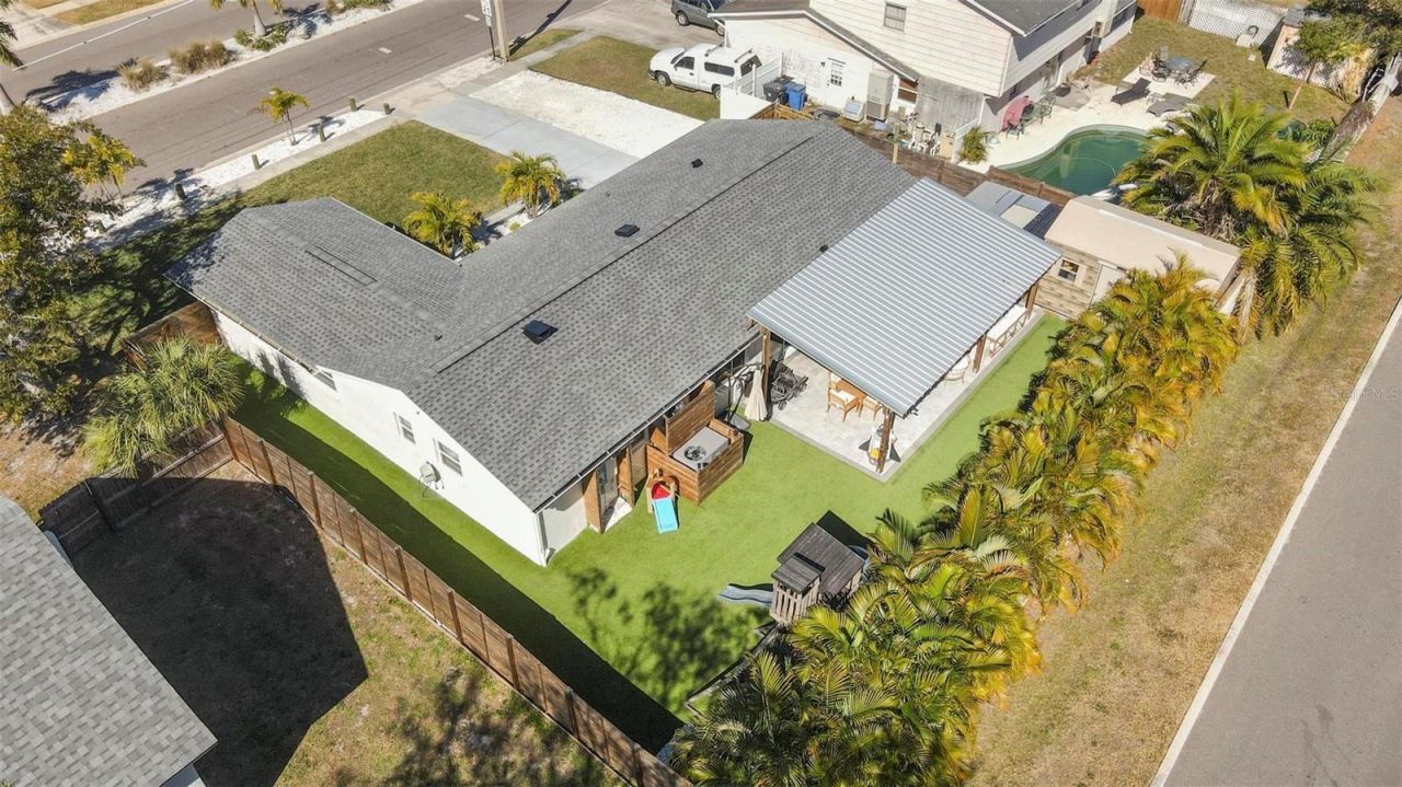 8412 Lopez Drive, Tampa, FL 33615 Photo