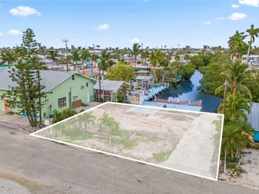 11306 MATLACHA AVENUE, MATLACHA, FL 33993