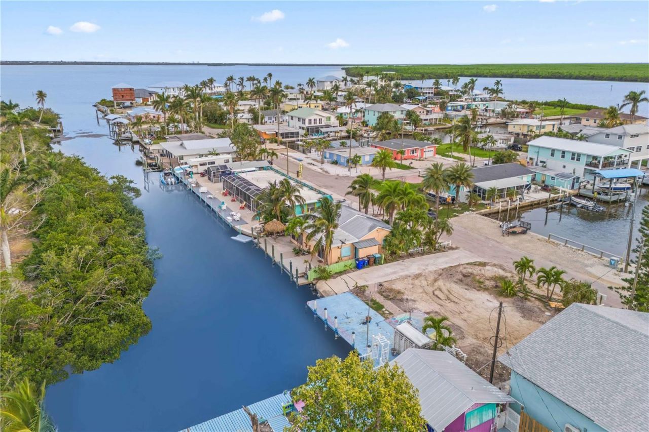 11306 Matlacha Avenue, Matlacha, FL 33993 Photo