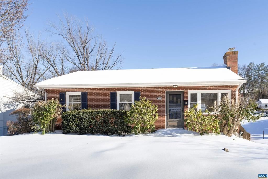 1006 Holmes Ave, Charlottesville, VA 22901 Main Photo