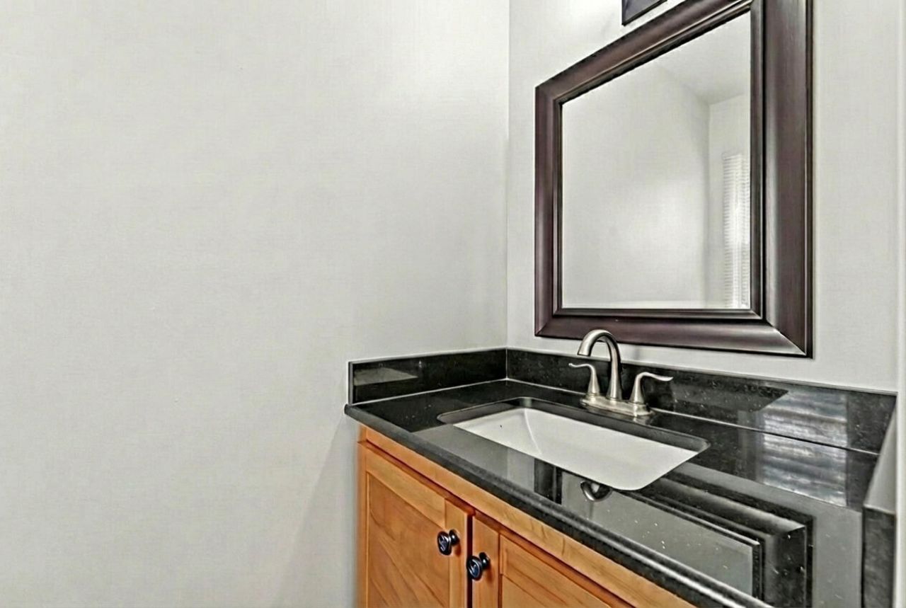 103 Endicott Street Photo 11